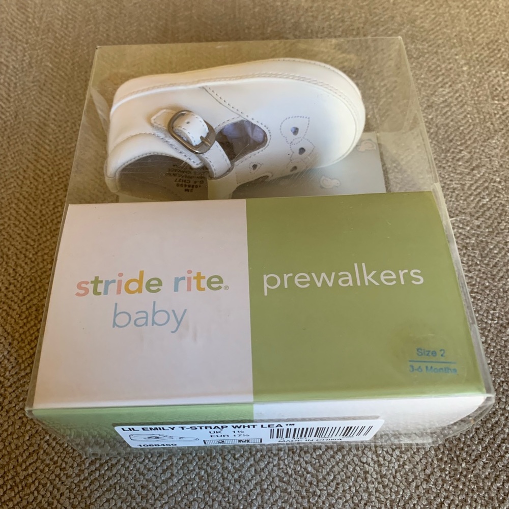 ***SOLD***NEW White Stride Rite Prewalkers - Size2